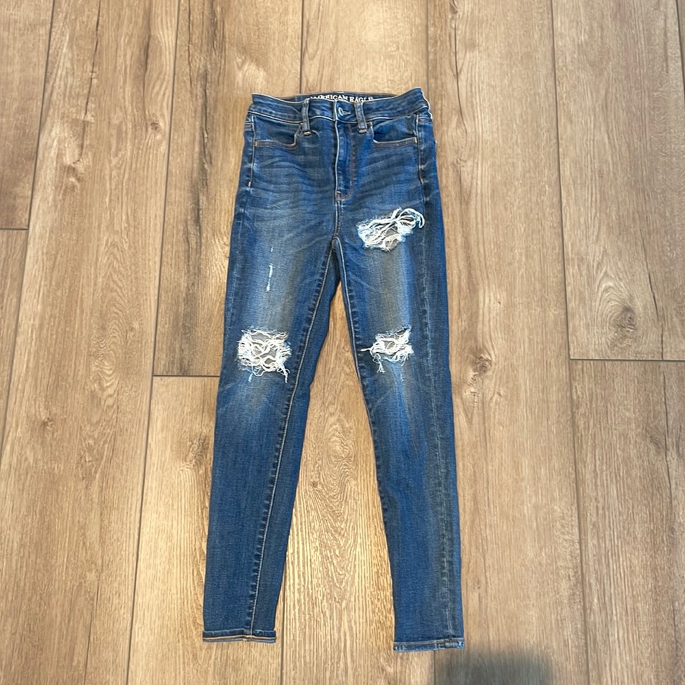 A&E Ripped Jeans (Size 0 short)